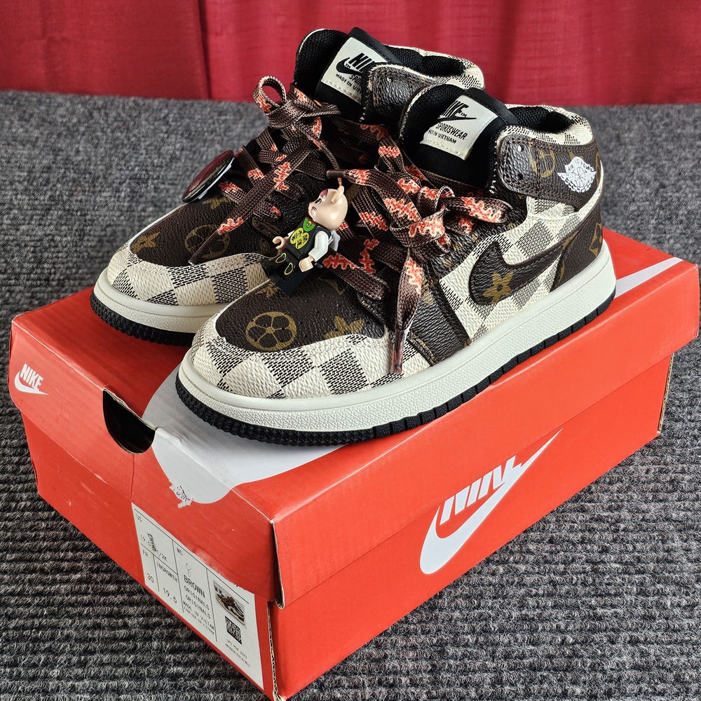 Nike Jordan 1 Kids 12C 13C Checkered Brown Cream White Sneakers New